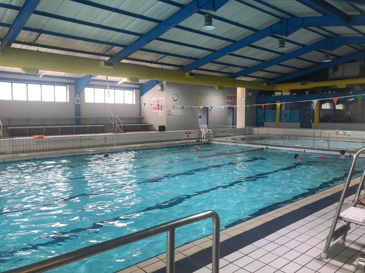 Charming, Modern Masonette In Heart Of Fermoy River Town エクステリア 写真